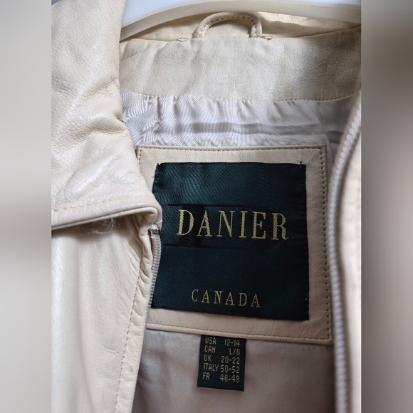 Cream Women's Jacket - Picture 3 of 7